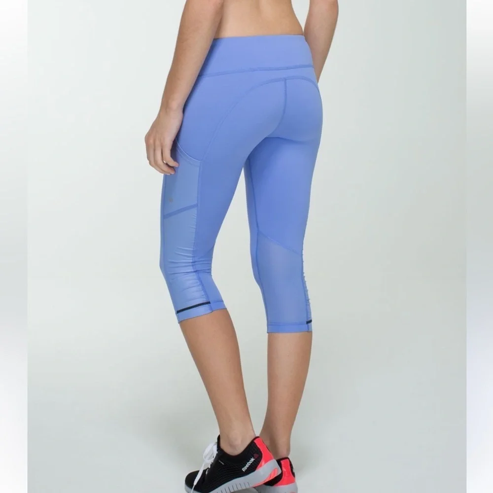 Lululemon Cut The Crop Lullaby Legging. Size 4